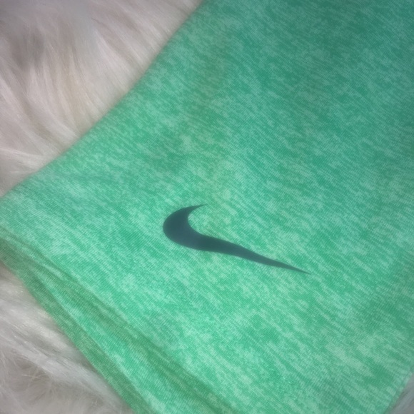Green Nike Women’s Dry Fit Training Tank - Picture 7 of 7